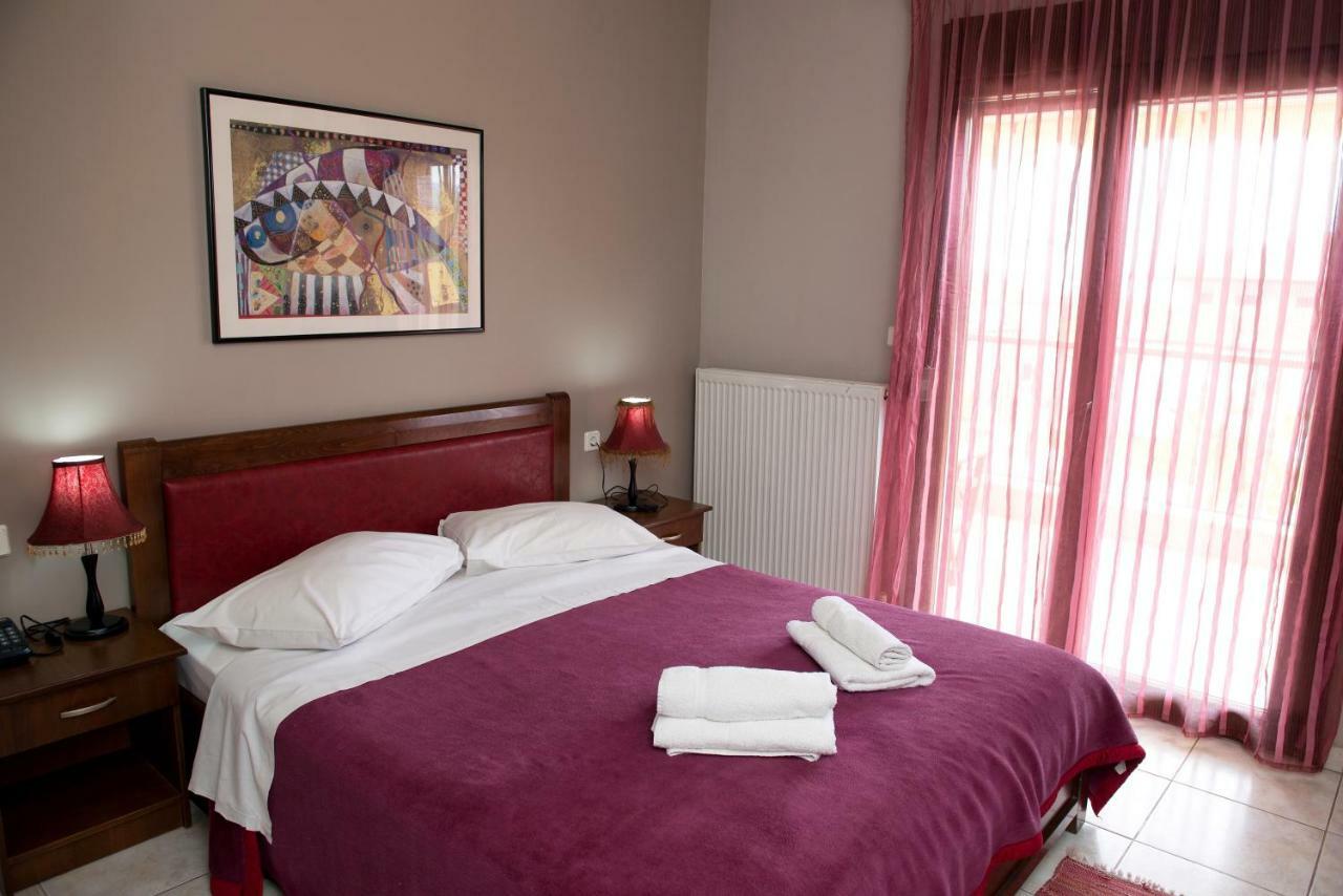 Hotel Philippion Loutraki  Exterior photo